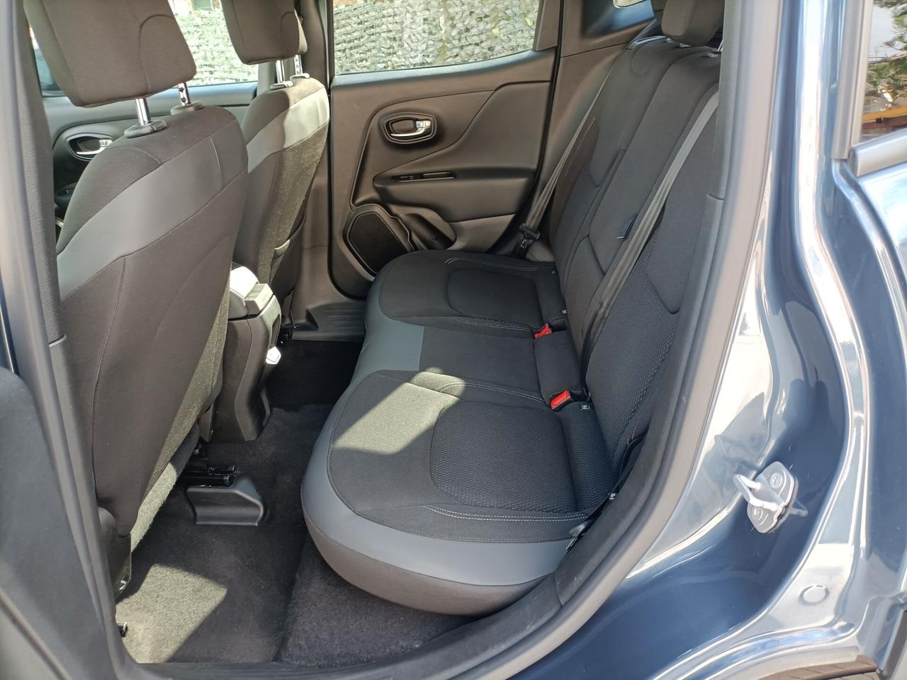 Jeep Renegade 1.3 T4 190CV PHEV 4xe AT6 Business Plus
