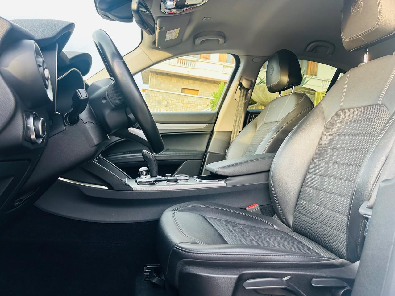 Alfa Romeo Stelvio 2.2 Turbodiesel 190 CV AT8 Q4 Sprint