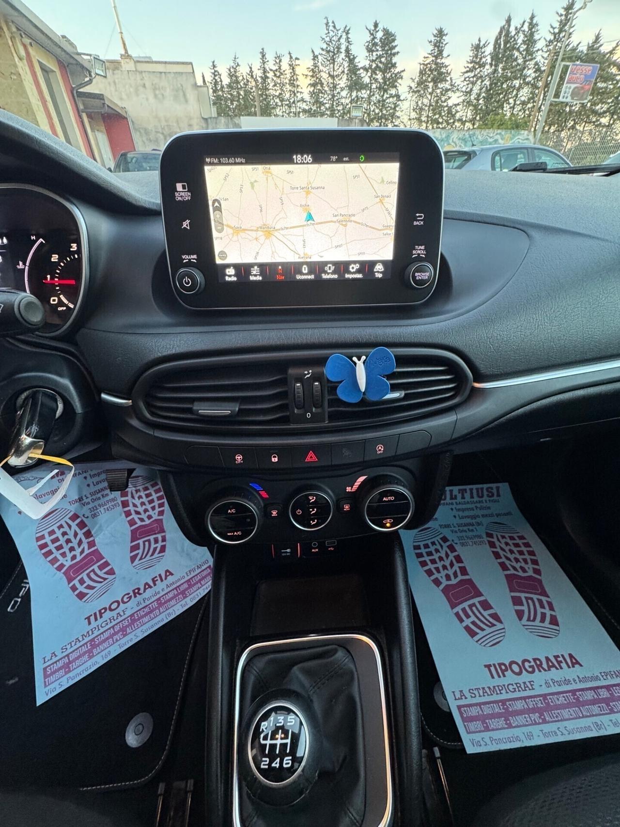 Fiat Tipo 1.6 Mjt SW Lounge Navi Retro Carplay