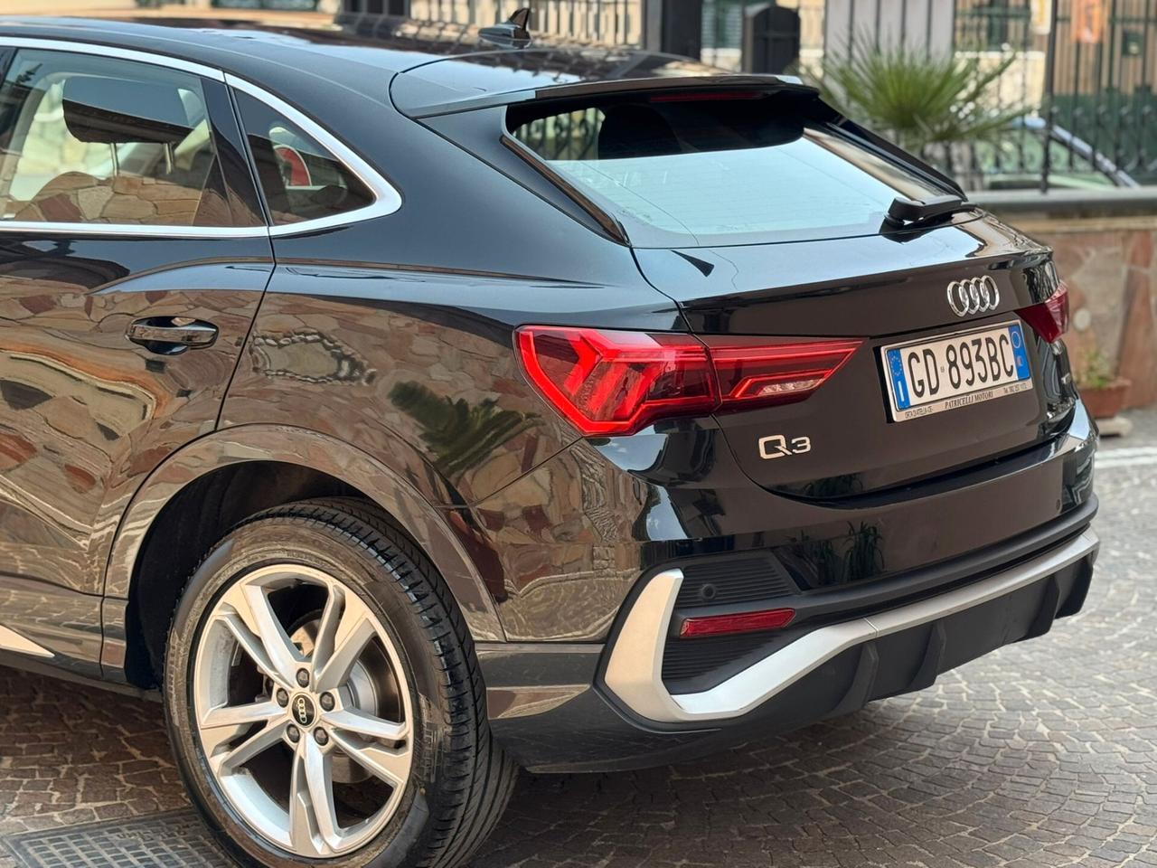 Audi Q3 SPB 35 TDI S tronic quattro edition