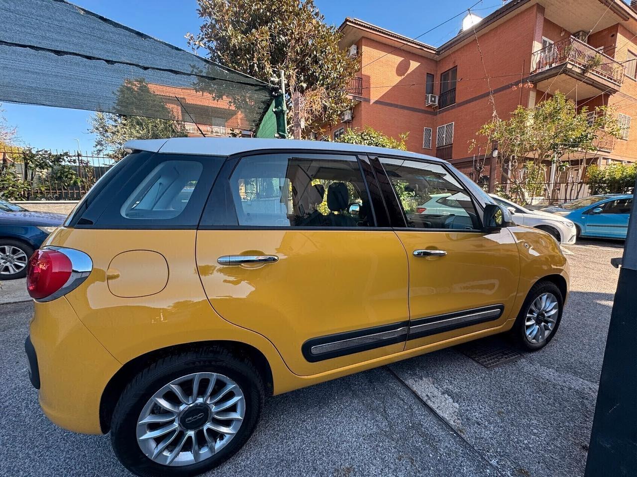 Fiat 500L 0.9 TwinAir 105 CV Lounge tetto