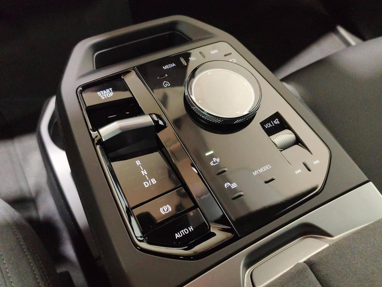 BMW iX xDrive45 MSport Pro