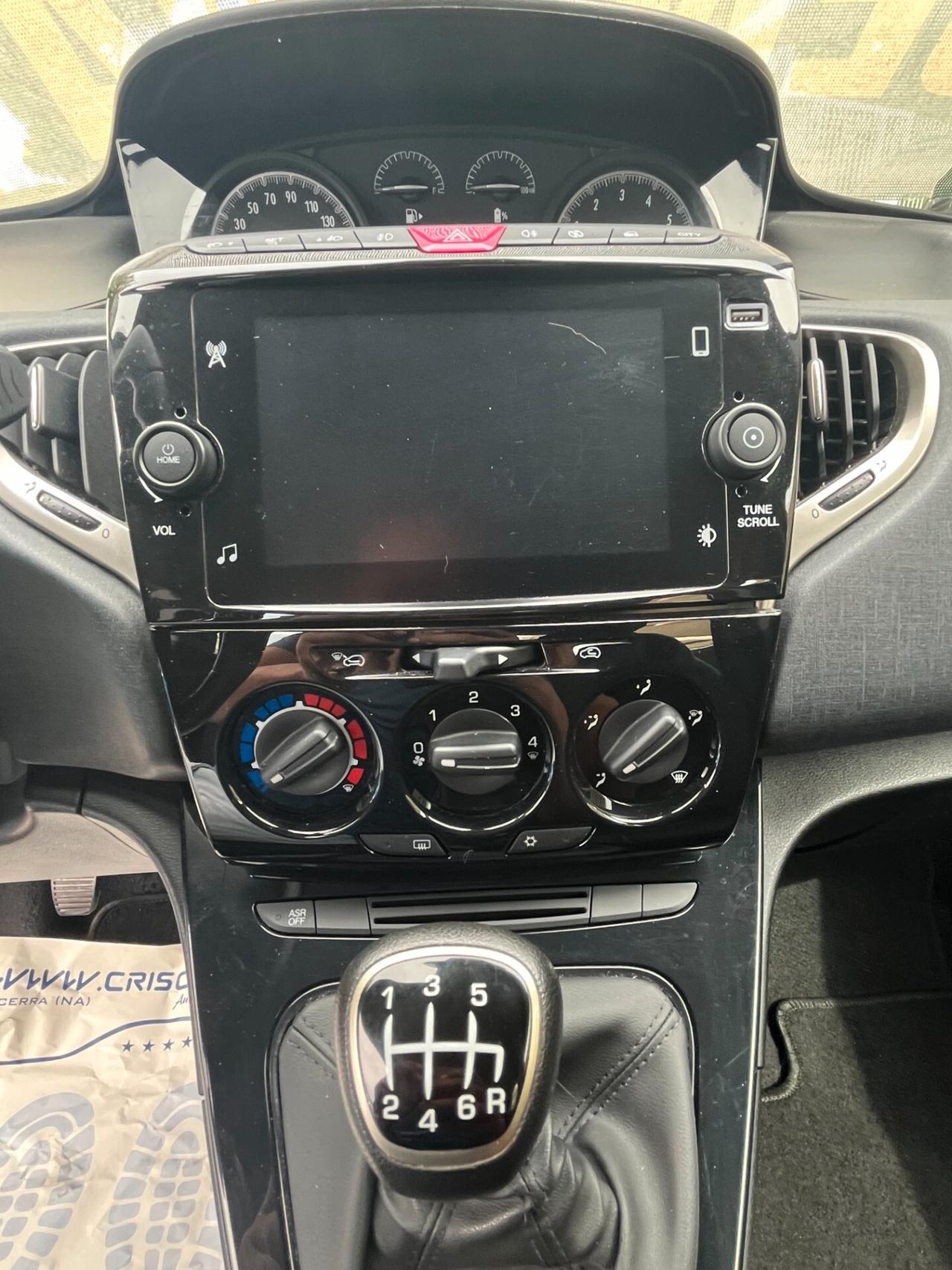 LANCIA YPSILON 1000 IBRIDA 47000 KM CERTIFICATI 1 PROPRIETARIO 2023