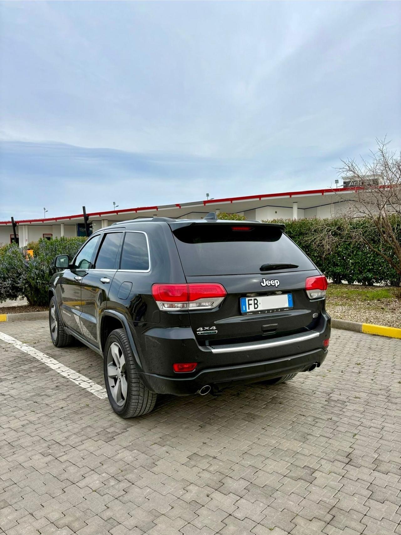 Jeep Grand Cherokee 3.0 V6 CRD 250 CV Multijet II Overland