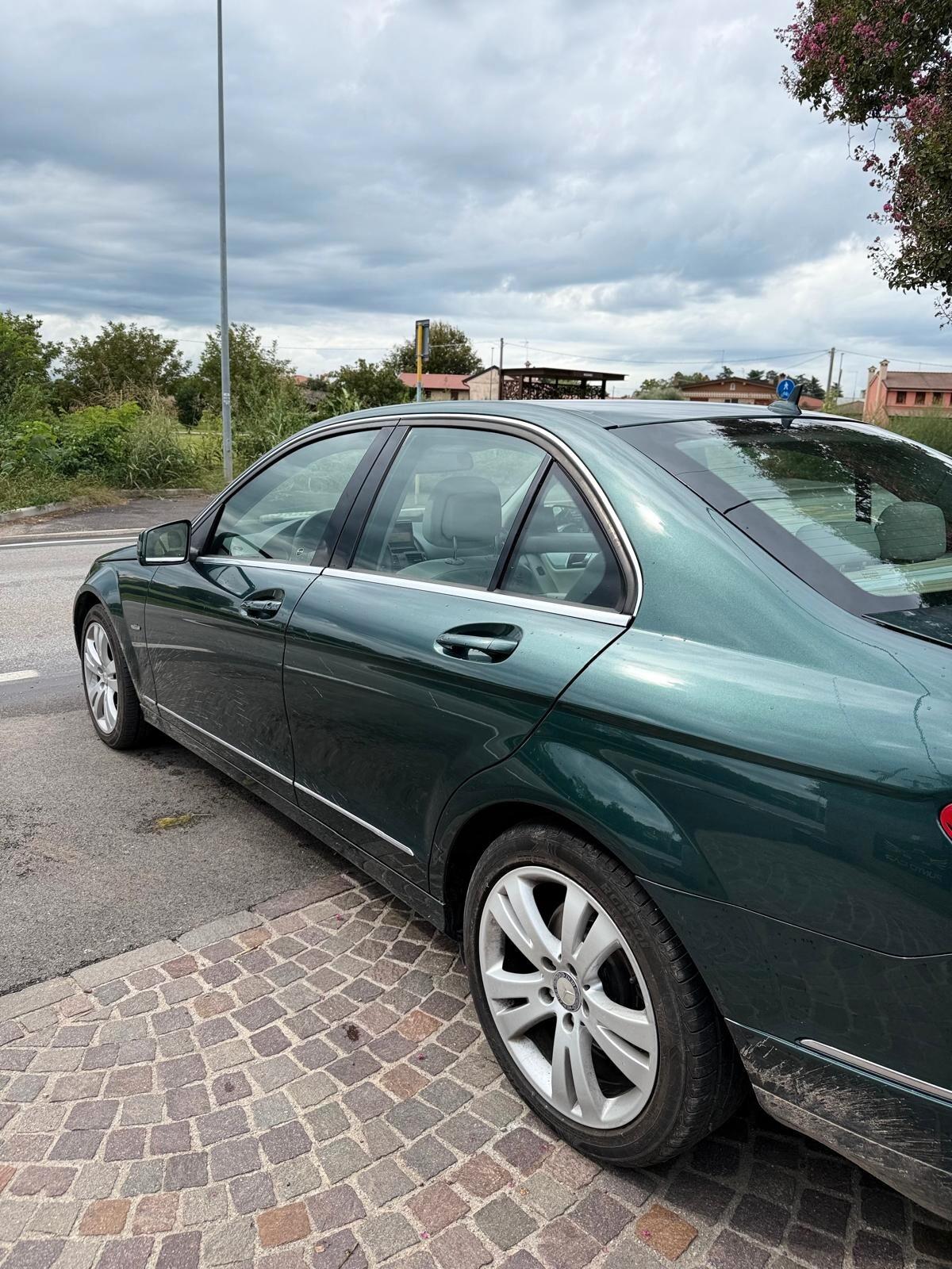 Mercedes-benz C 220 CDI BlueEFFICIENCY Avantgarde AMG