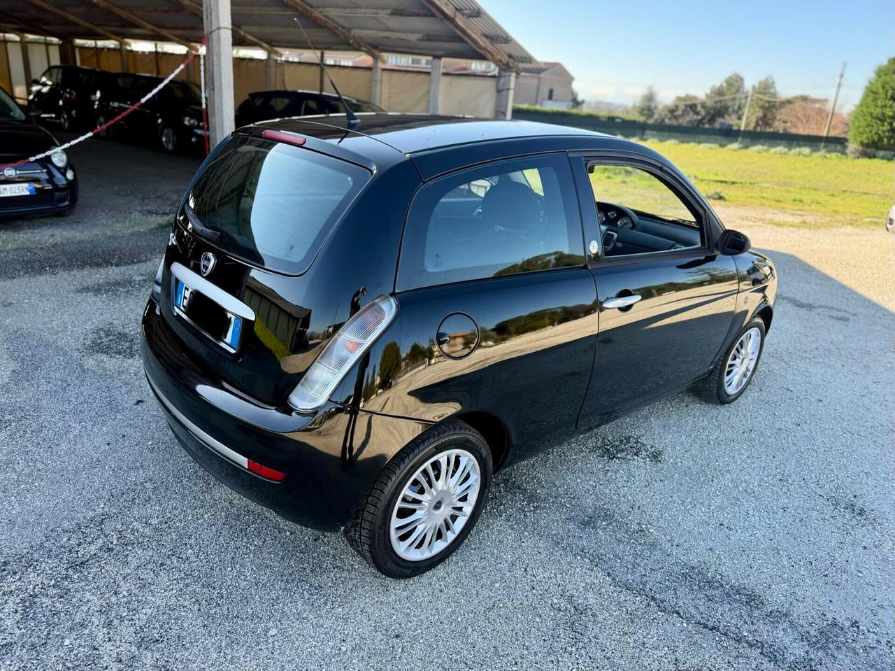 Lancia Ypsilon ecochic 1.4 benzina GPL neopatentati