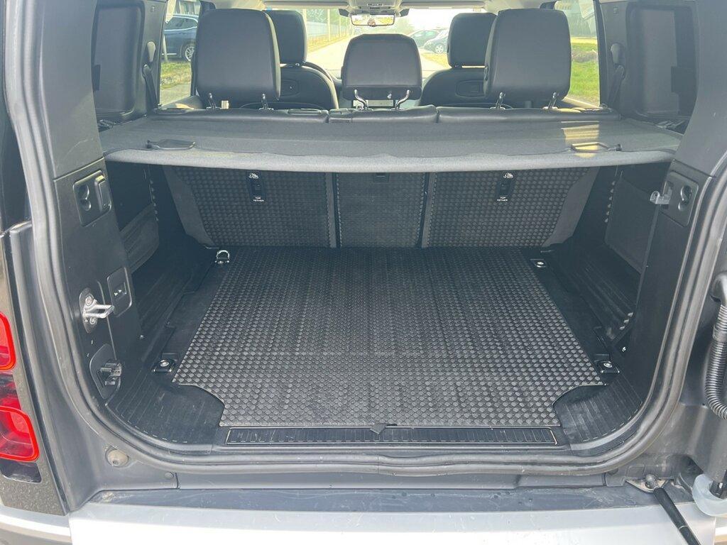 Land Rover Defender 110 2.0 SD4 First Edition AWD Auto