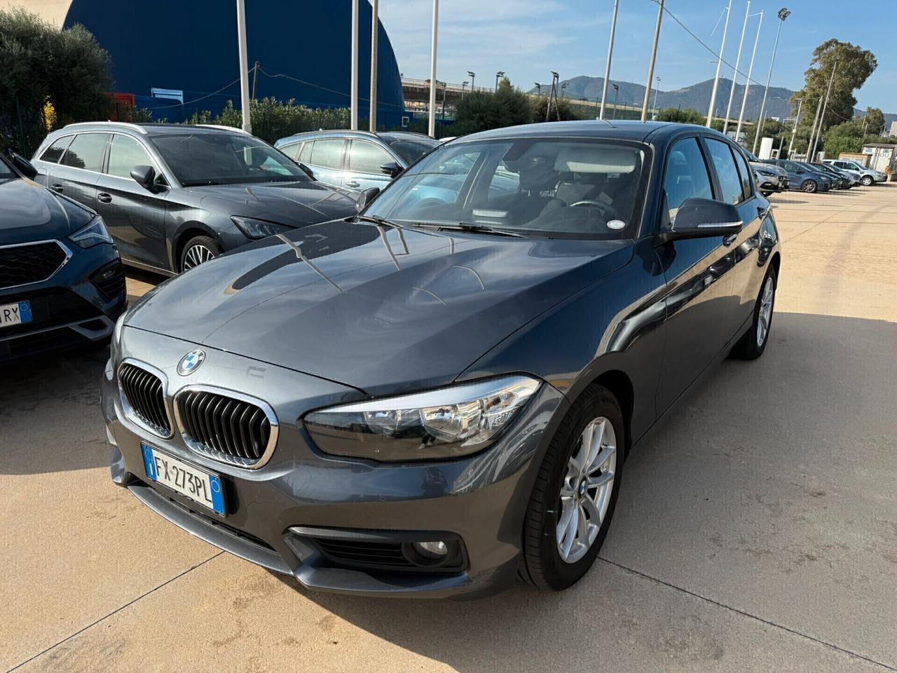 Bmw 118 118d 5p. Business