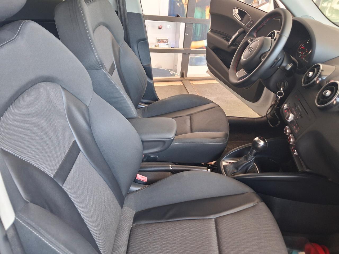 Audi A1 SPB 1.6 TDI S tronic S LINE