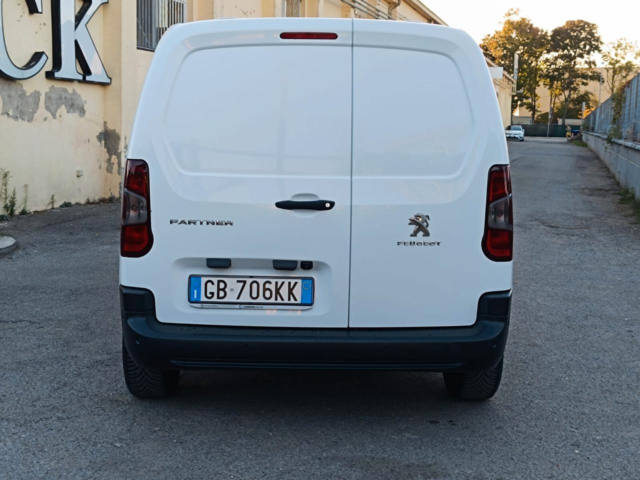Peugeot Partner BlueHDi 130 EAT8 S&S PC Furgone Premium