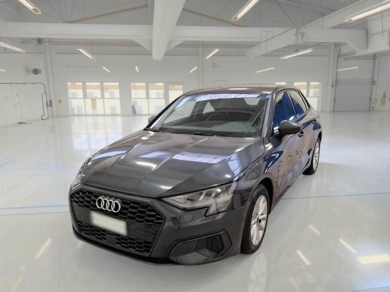 Audi A3 30 1.0 TFSI mHEV Business S tronic
