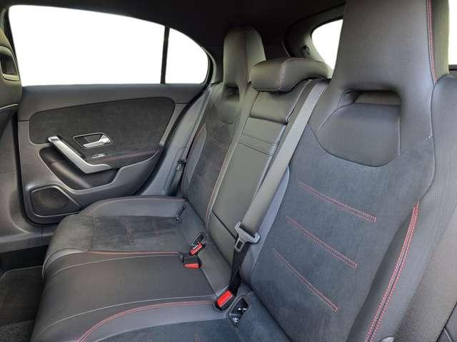 Mercedes-Benz A 180 A 180 AMG Line Premium auto