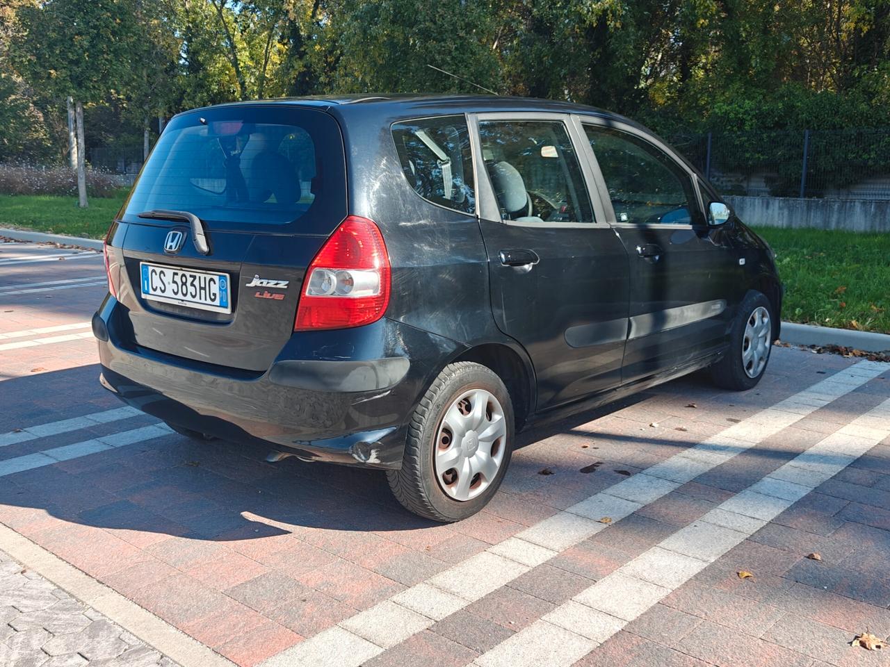 Honda Jazz 1.2 benzina 2004 – consumi bassi, neopatentati, economica, revisionata