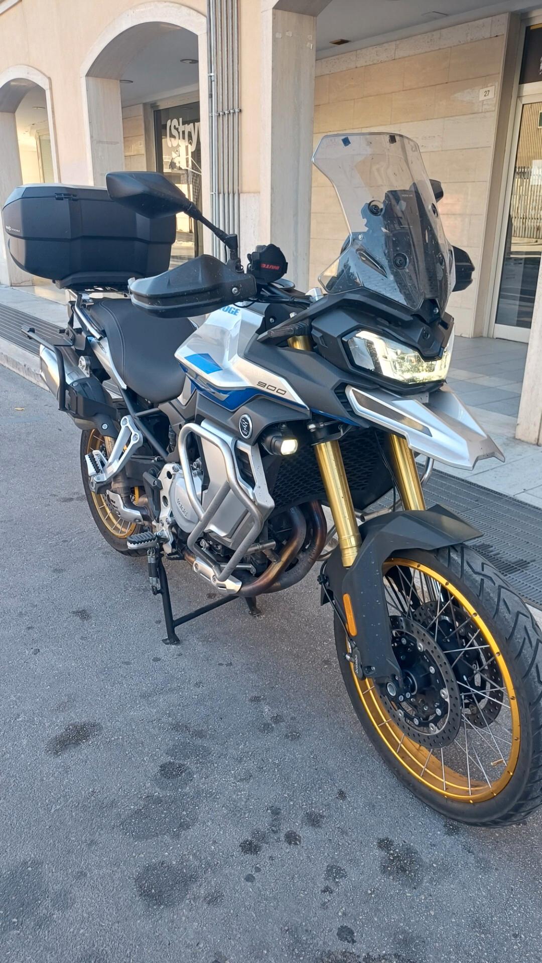 VOGE VALICO 900 DS 2024