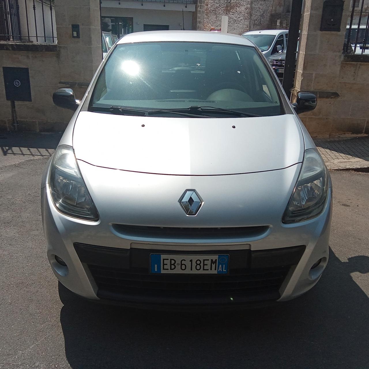Renault Clio 1.2 16V 5 porte Dynamique