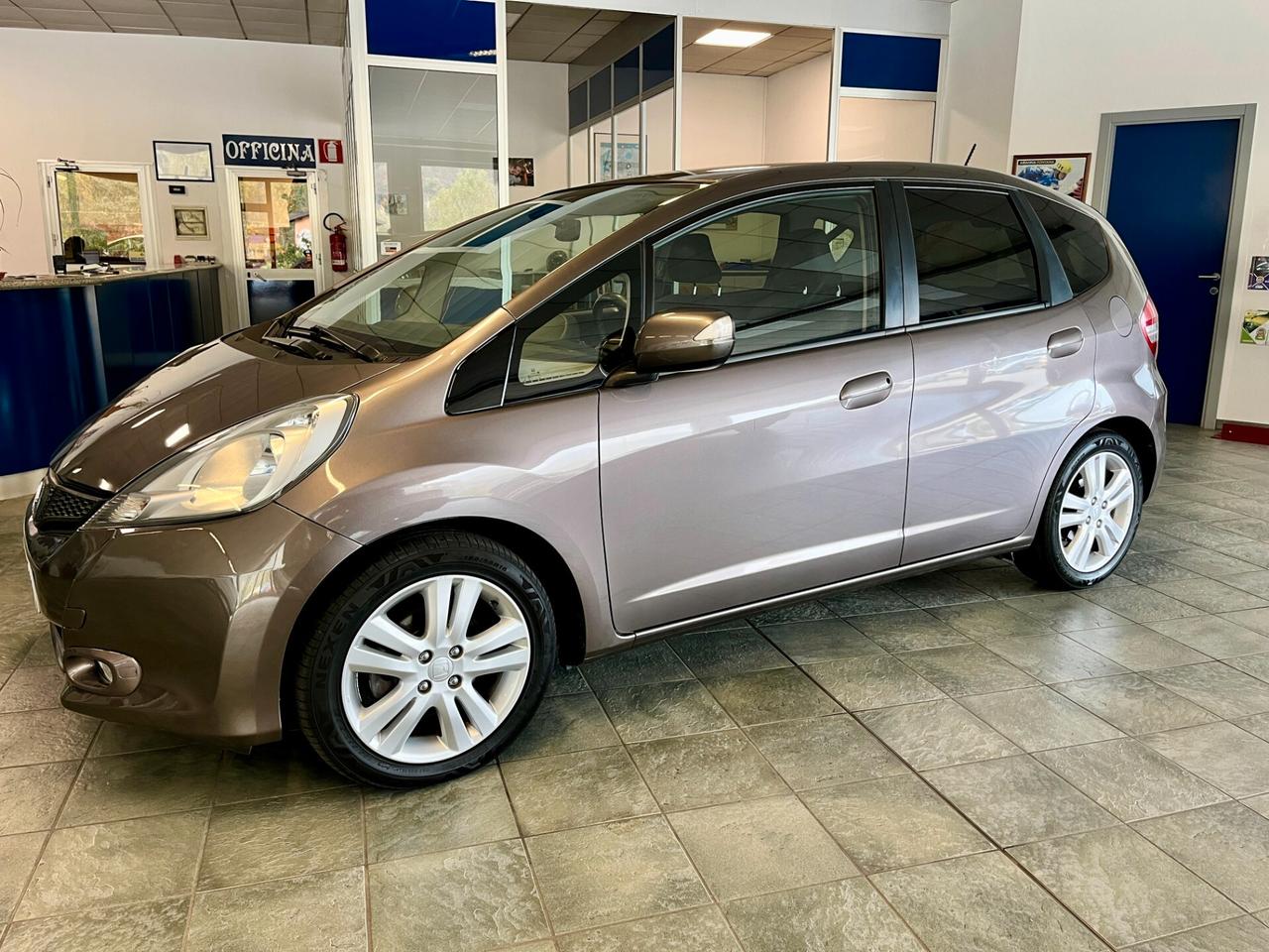 Honda Jazz 1.4 i-VTEC Elegance-NEOPATENTATI-