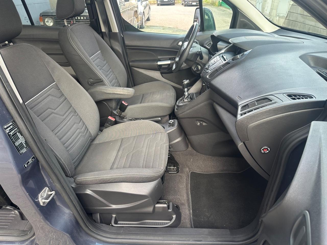 Ford Tourneo Connect 7 POSTI