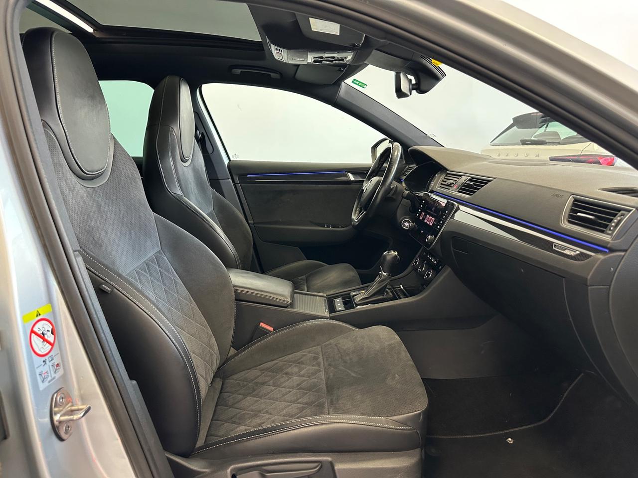 Skoda Superb 2.0 TDI 190 CV SCR DSG 4x4 Wagon SportLine