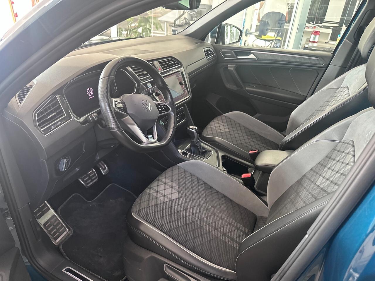 Volkswagen Tiguan 2.0 TDI 150 CV SCR DSG R-Line