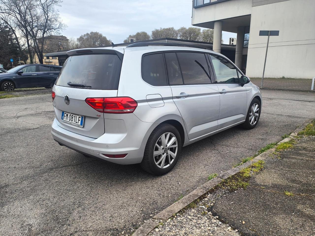 Volkswagen Touran 1.6 TDI 115 CV SCR DSG Comfortline BlueMotion Tech.