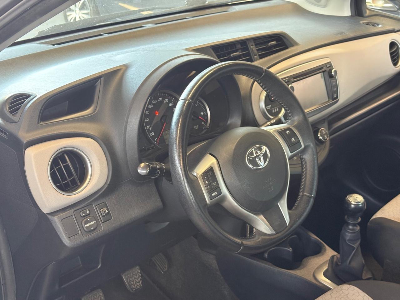 Toyota Yaris 1.3 5 porte Lounge