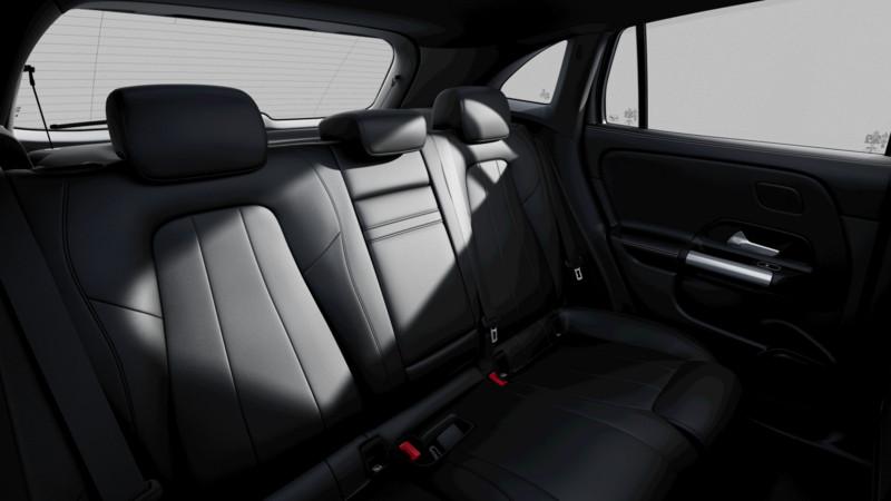 Mercedes-Benz EQA 250+ Street Edition