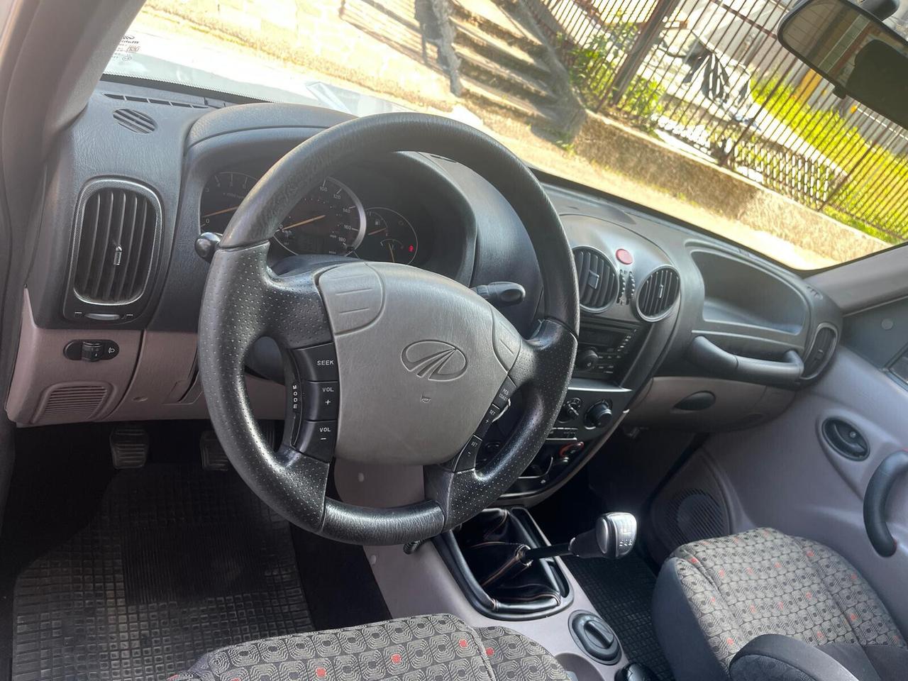 Mahindra Goa 2.2 CRDe 16V 4WD SC Pick-Up
