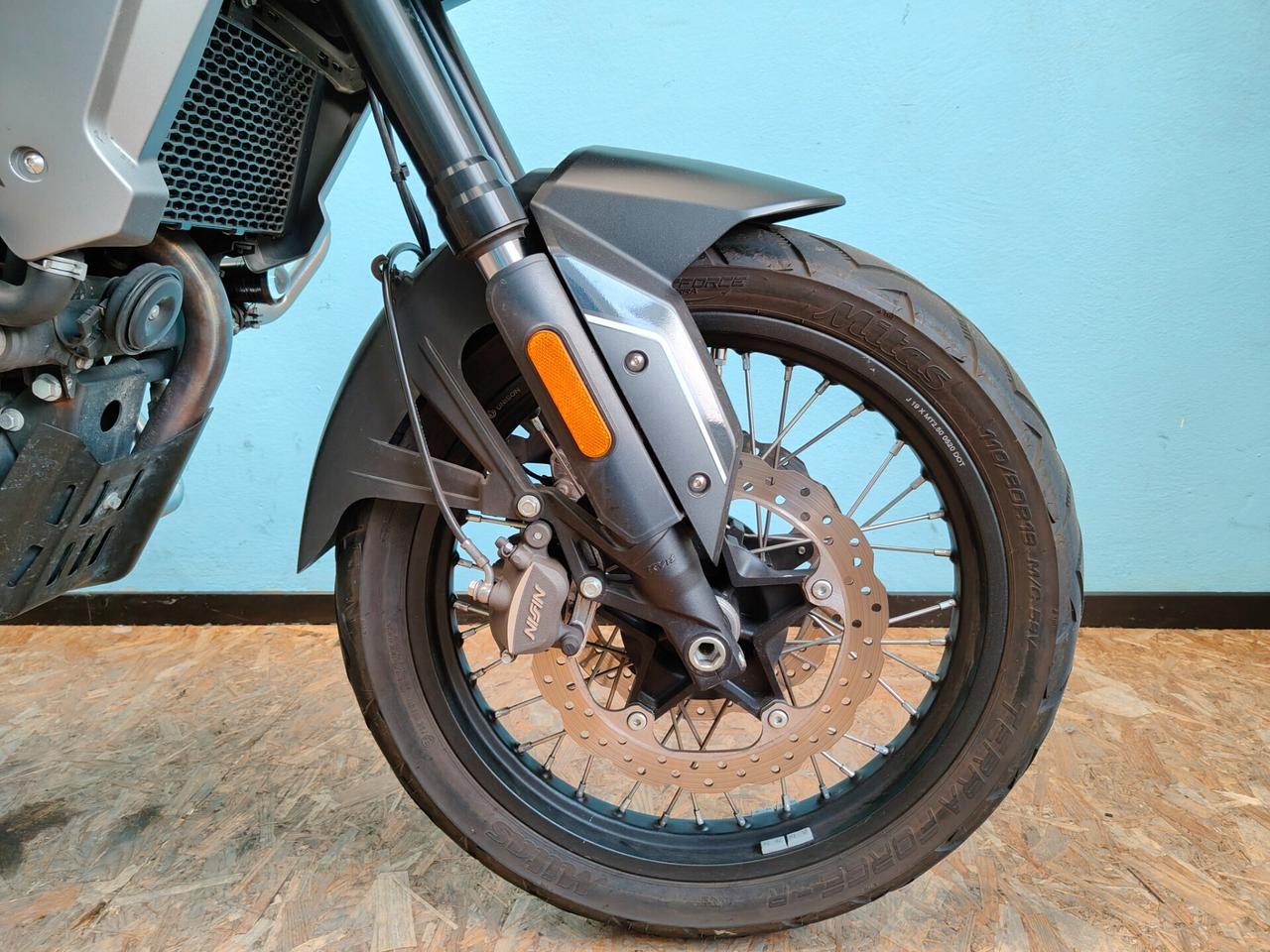Voge Valico 650 DSX anche per patente A2