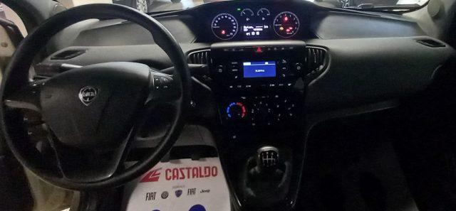 LANCIA Ypsilon 1.0 FireFly 5 porte S&S Hybrid Ecochic Silver