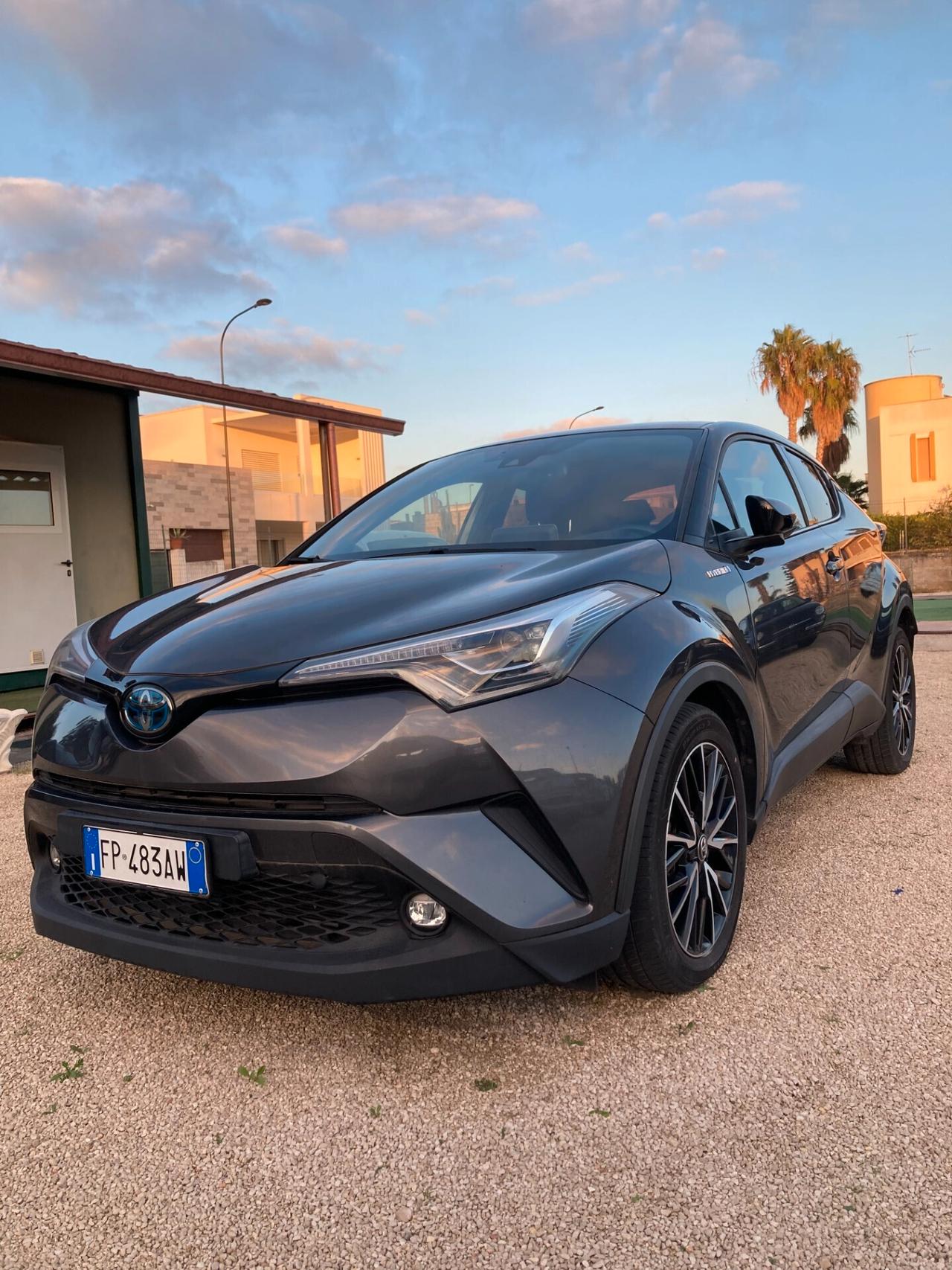 Toyota C-HR 1.8 Hybrid E-CVT Style