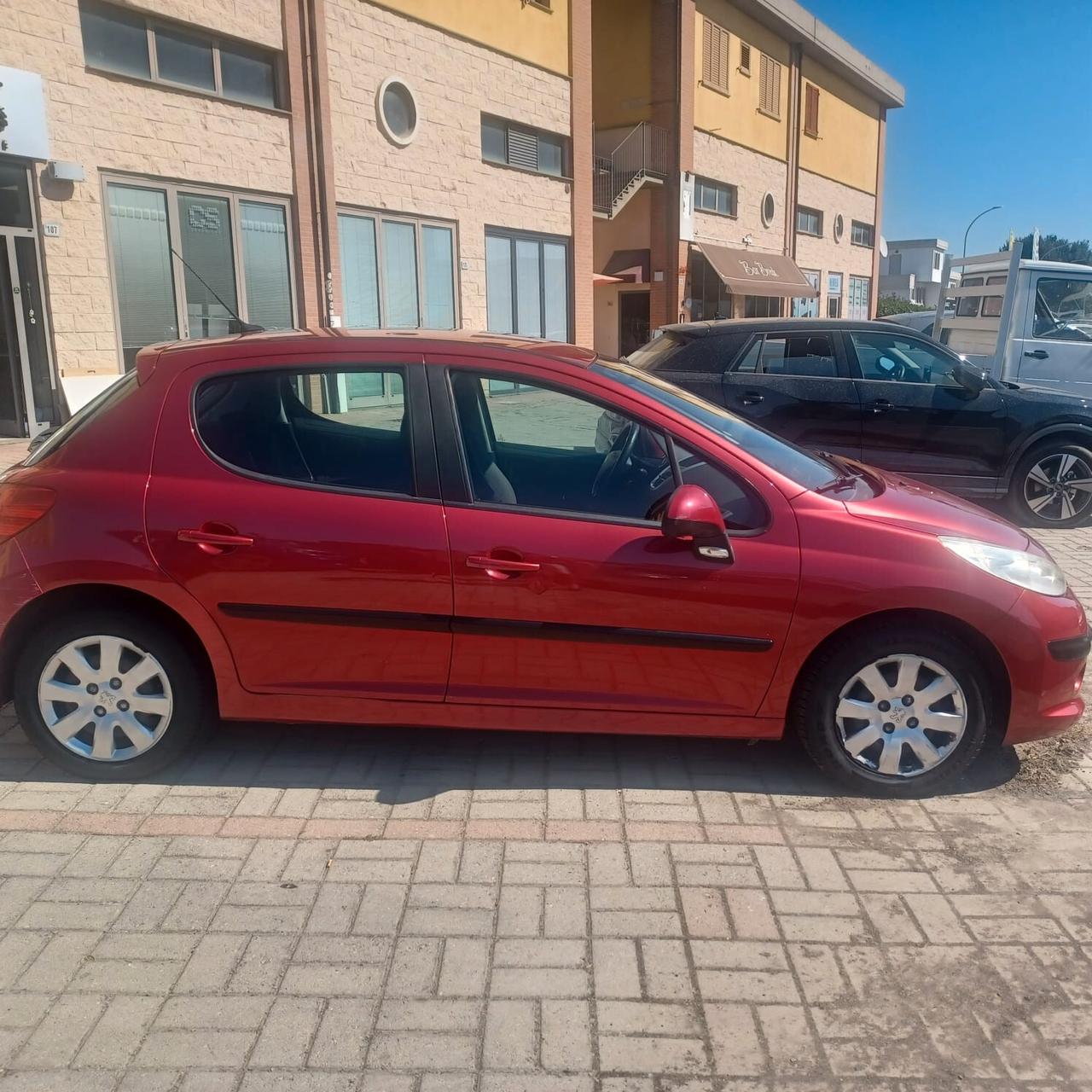 113588KM PEUGETO 207 1.4 HDI NEOPATENTATI
