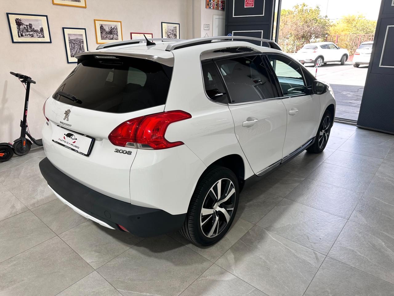 Peugeot 2008 BlueHDi 100cv Allure – PERFETTA – DA VETRINA