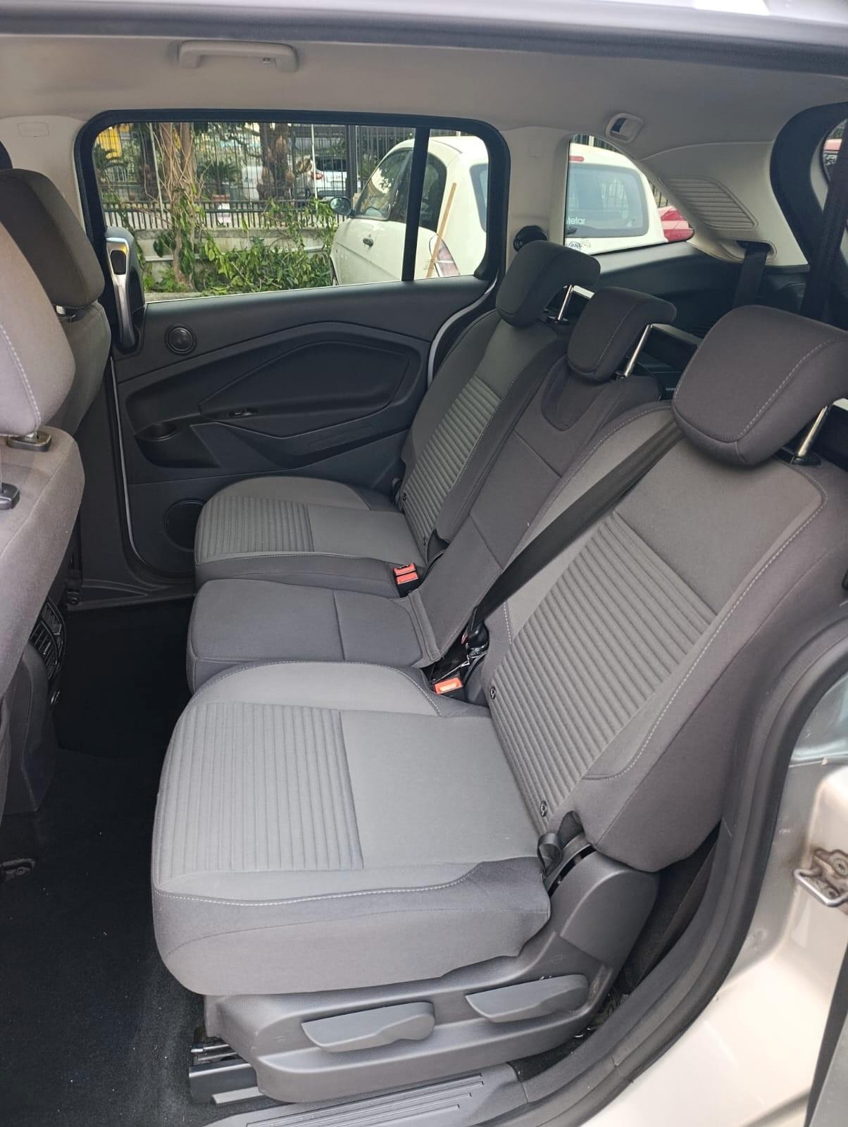 Ford C-Max7 1.5 TDCi Titanium 2016