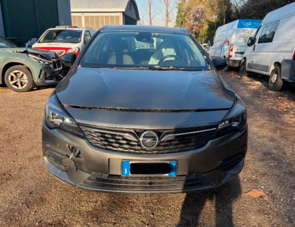 Opel Astra 1.5 Turbo Diesel 130 CV AT8 Elegance