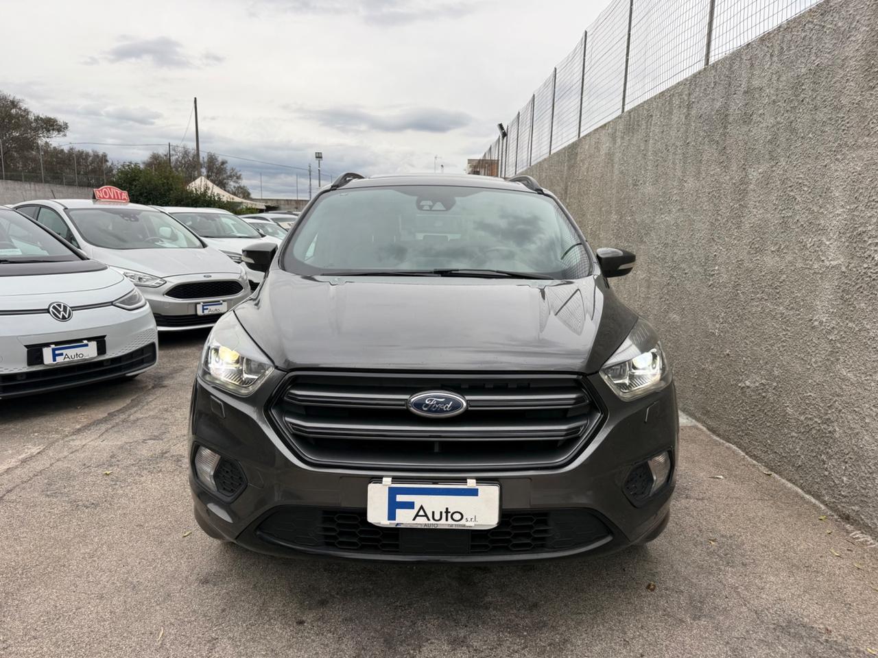 Ford Kuga 2.0 TDCI 150 CV 2WD ST-Line,TETTO APRIBILE,Pelle e Alcantara,Led+Xeno,ecc.