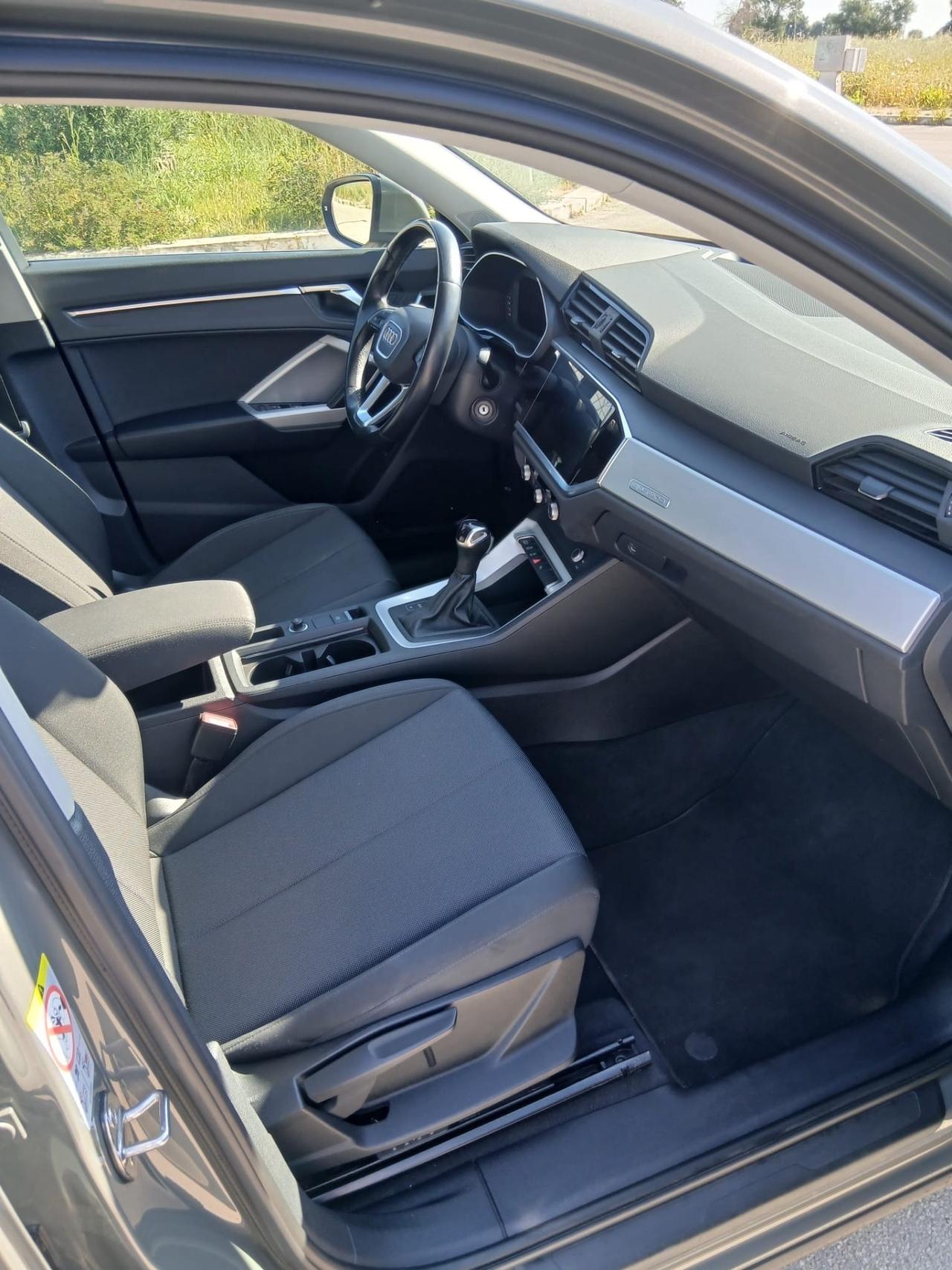 Audi Q3 SPB 35 TDI quattro S tronic Business Plus