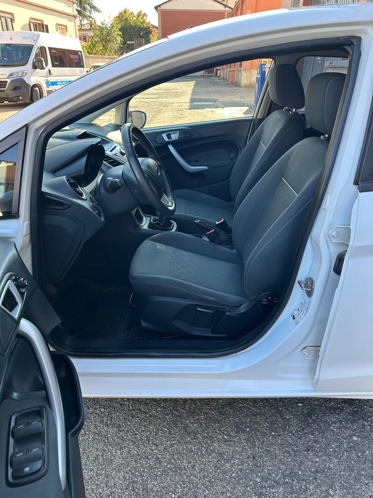 Ford Fiesta 1.2 60CV 5p. Titanium