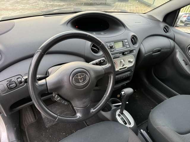 Toyota Yaris 3p 1.3 Sol auto