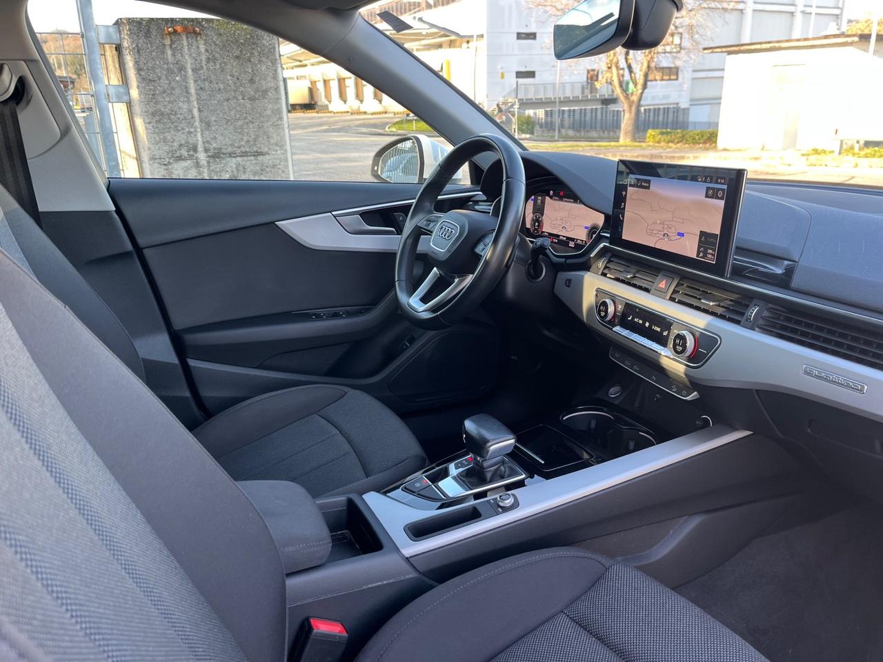 Audi A4 allroad 40 TDI 204 CV S tronic Identity Contrast