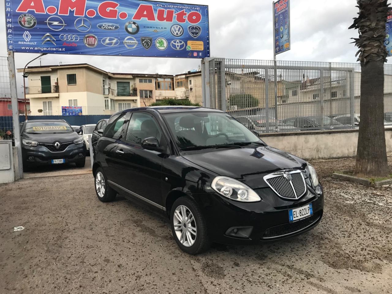 Lancia Ypsilon 1.2 69 CV Unyca ANNO 2012