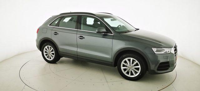 AUDI Q3 2.0 TDI 120 CV Business