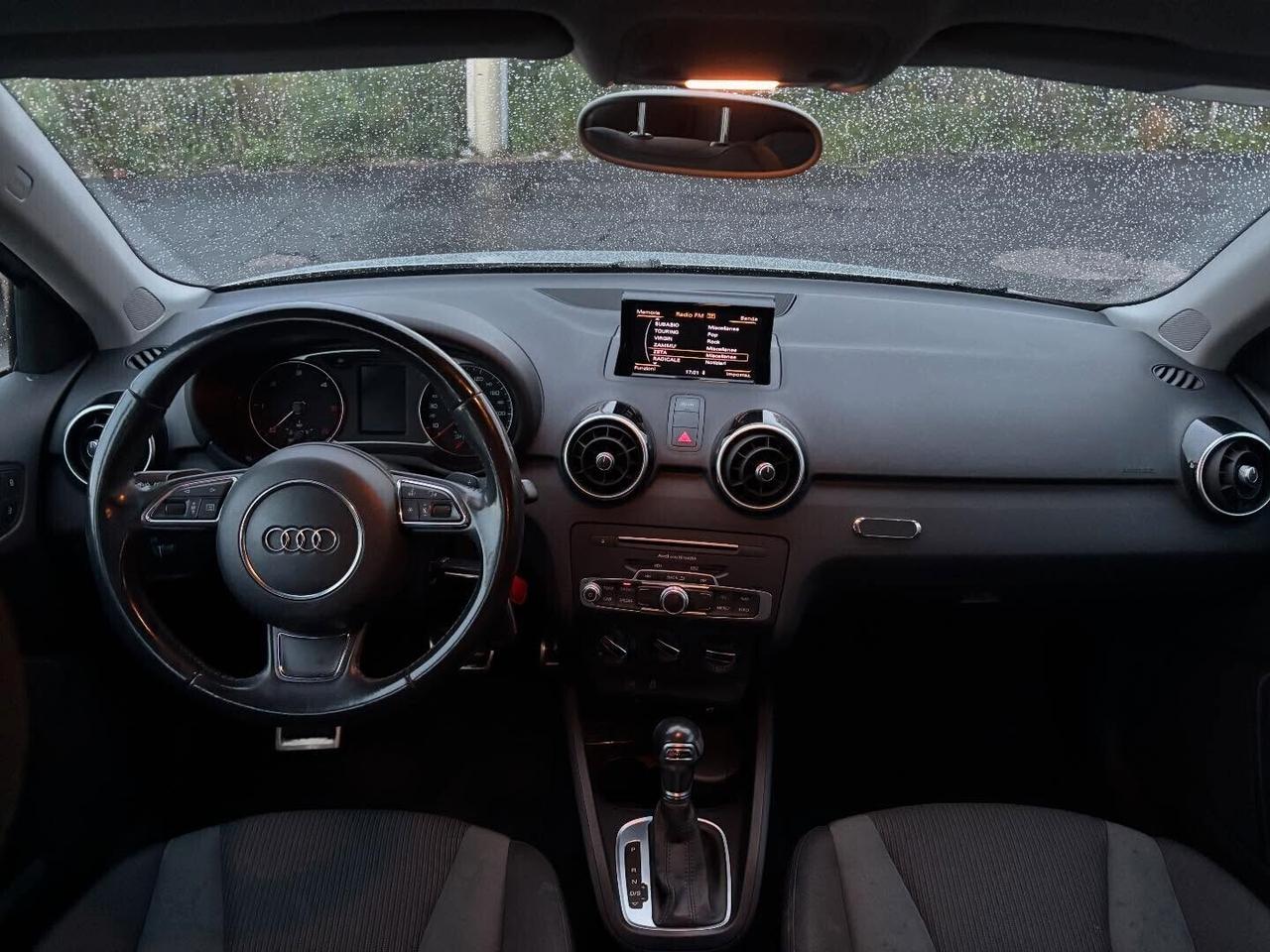 Audi A1 SPB 1.6 TDI -s line