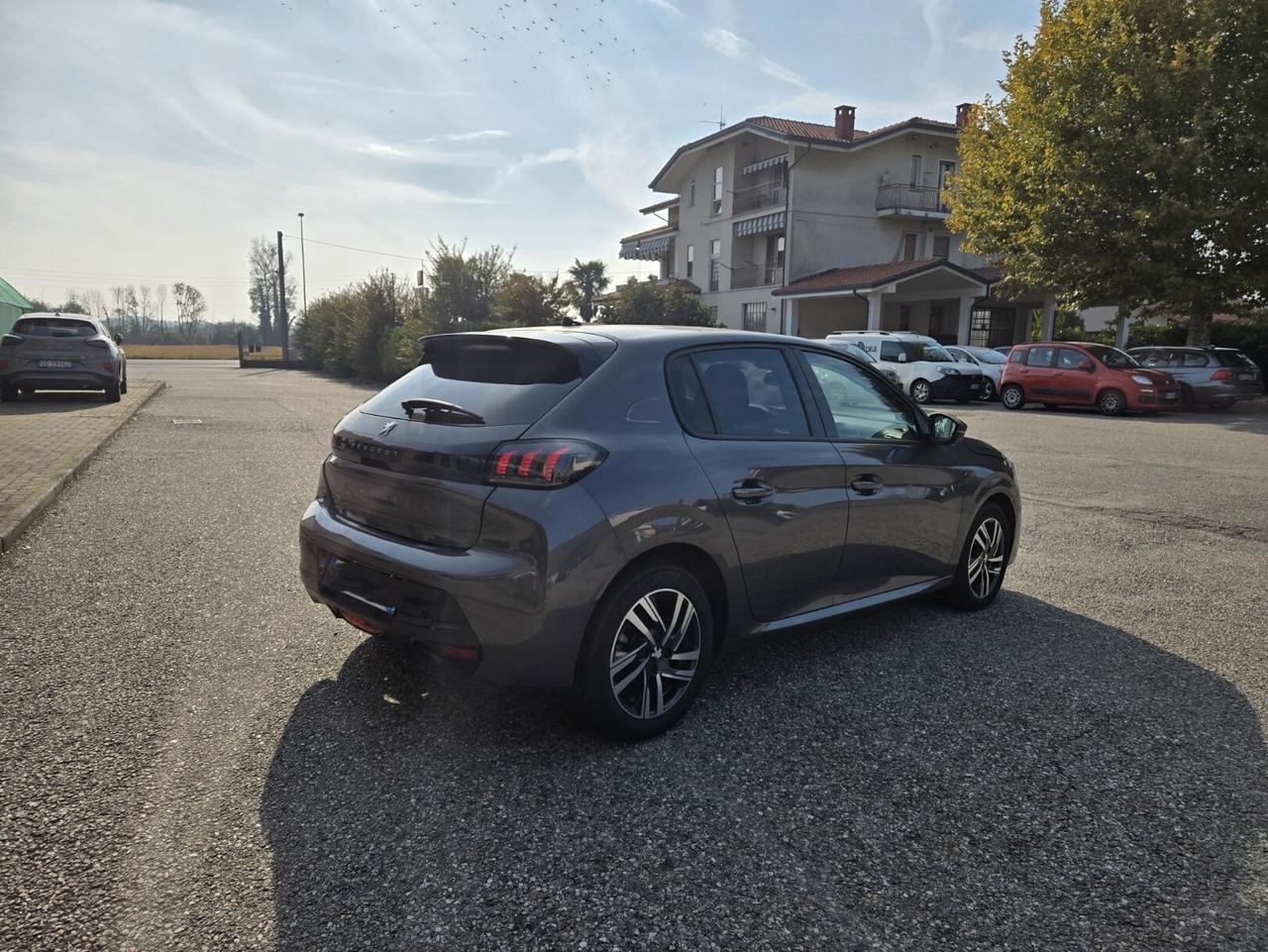 Peugeot 208 PureTech 100 Stop&Start 5 porte Allure