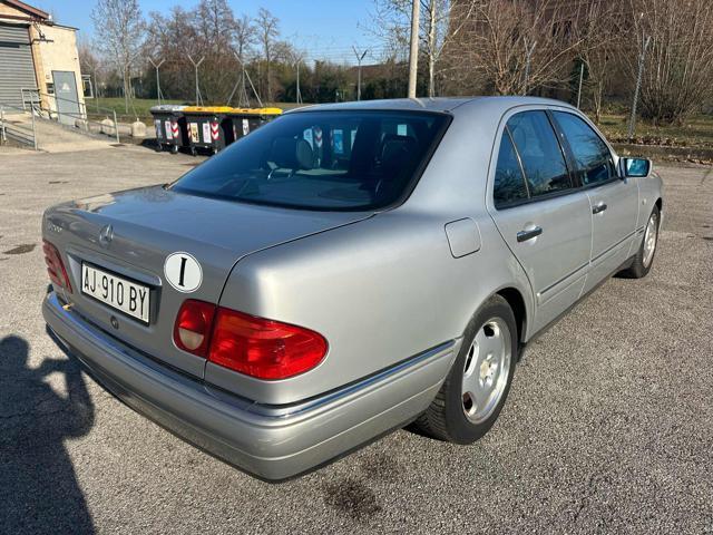 MERCEDES-BENZ E 200 204,046km MERCEDES Classe E cat Avantgarde