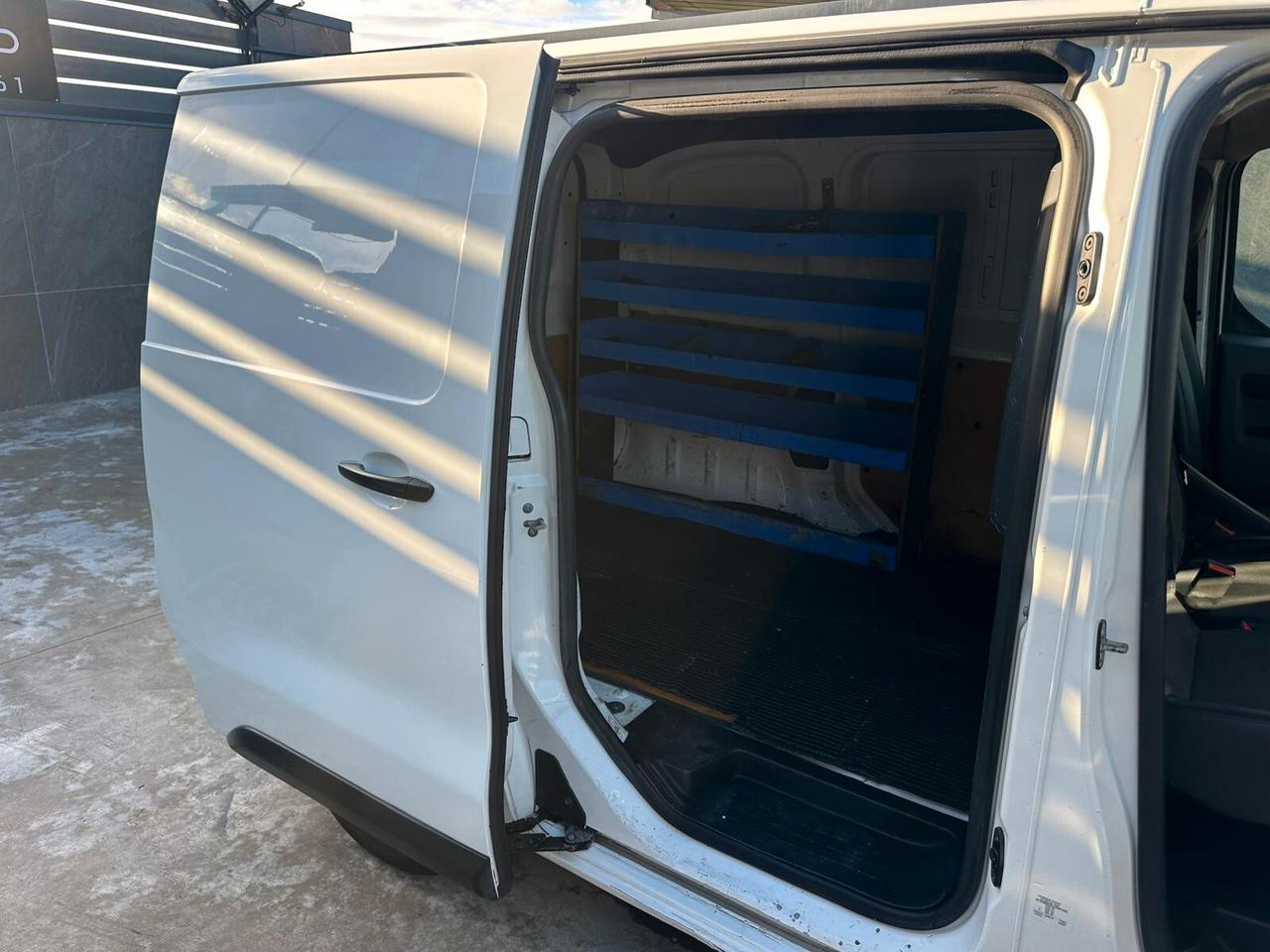 Peugeot Expert BlueHDi 115 S&S PC-TN Furgone Pro Compact