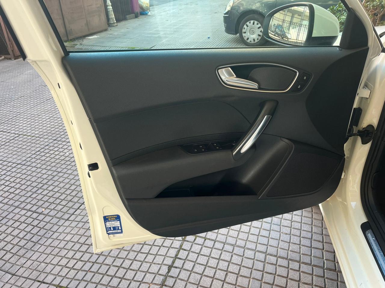 Audi A1 SPB 1.6 TDI Ambition 90c v