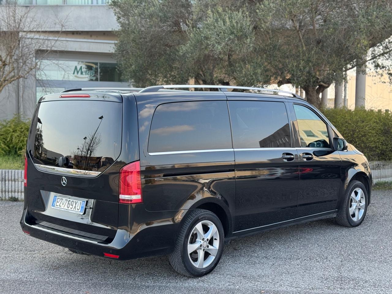 Mercedes V 220 CDI Premium Long 8 Posti