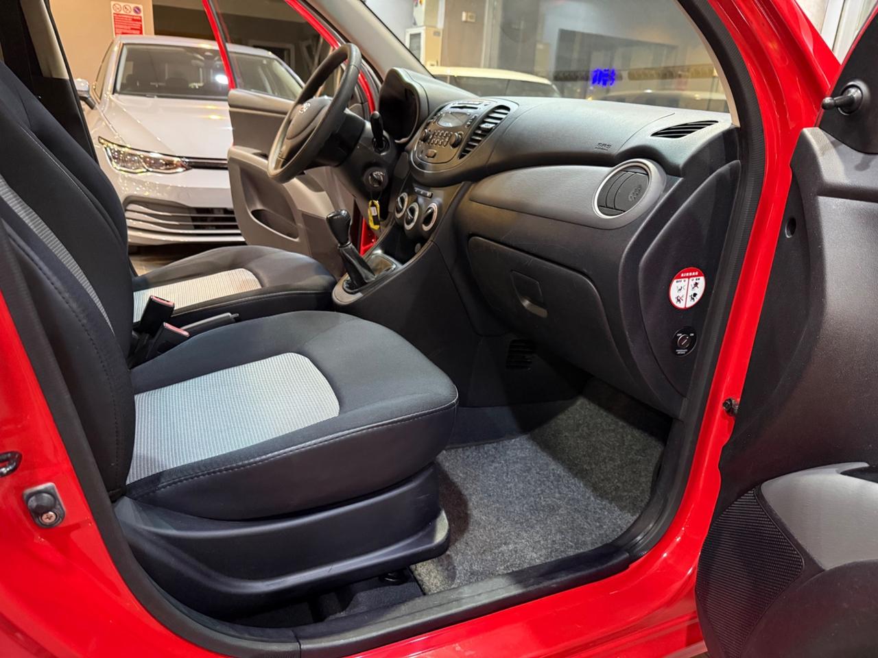 Hyundai i10 1.1 49.000 KM IMPECCABILE !