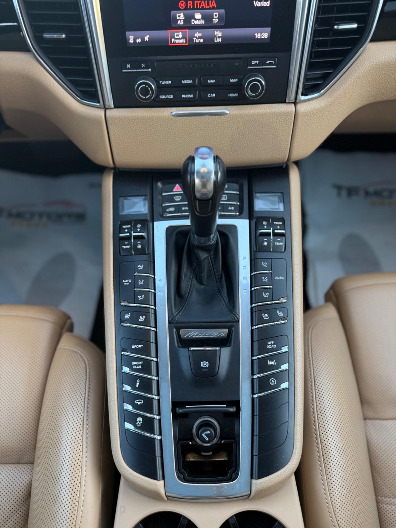 Porsche Macan 3.0 S Diesel TETTO - 2017