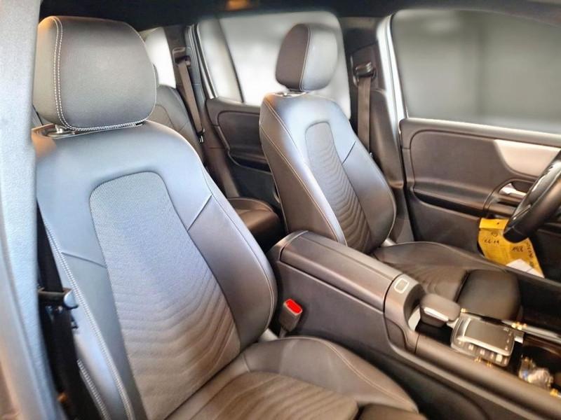 MERCEDES-BENZ GLB 200 d Automatic Business Extra